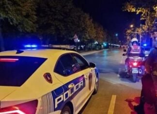 Të shtëna me armë në Golem. 38-vjeçari thyen “arrestin në shtëpi”, bashkë me familjarët përplaset me policinë (EMRI)