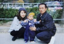 I vranë gruan në prani të djalit dyvjeçar, pagoi qiranë e apartamentit për 20 vite derisa u zbardh krimi