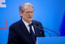 “Rama kishte përgatitur ekzekutimin e protestuesve paqësorë”/ Berisha: Katër prej tyre u qëlluan nga snajperët e Sokol Bizhgës