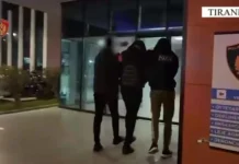 Dyshohet se abuzuan seksualisht me një shtetase suedeze, arrestohen 3 turq