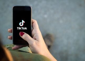 TikTok mund të detyrohet të ndryshojë dizajnin që krijon “varësi”