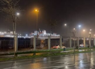 Mot i keq / Shtyhet me disa orë lundrimi i trageteve nga Durrësi drejt Barit