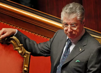 Ndërron jetë Umberto Bossi, themeluesi i Lega Nord