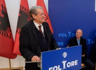 ‘Të gjithë te parlamenti’! Berisha paralajmëron protestën e rradhës: Atje do të bëhet gjyqi!