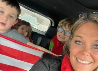 Tragjike! Gazetarja digjet bashkë me 3 fëmijët e saj, ja fotoja e fundit bashkë