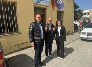 Enkelejda Gripshi zgjedhet kryetare e degës së Partisë Demokratike në Peqin