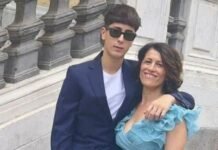 Djali dhunoi nënën dhe më pas u vetëmbyt, mikesha e familjes shqiptare: Ende se di për të birin, është në koma