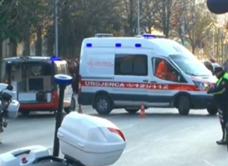 Aksident me vd*kje pranë gjykatës në Tiranë! Autoboti i “UKT-së” përplas gruan që lëvizte me motoçikletë