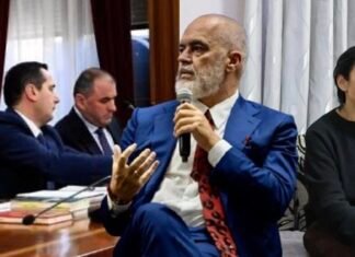 “Tani ke në krah vetëm avokatët e tu”, fjalët e fundit politike të Ramës për Ballukun: Paç fatin që meriton, çfarëdo qoftë ai!