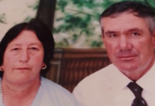 Prindër të 7 fëmijëve/ Del foto e çiftit që tronditi Roskovecin