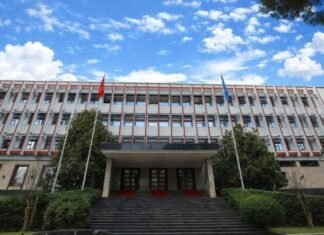 Lufta/ Ministria e Jashtme thirrje shqiptarëve: Shmangni çdo udhëtim jo të domosdoshëm në Lindjen e Mesme