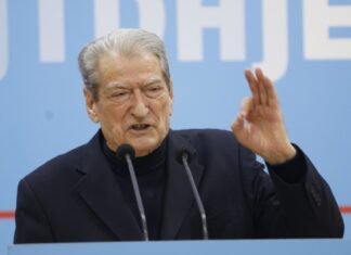 Gara për kreun e PD, a do jetë kandidat? Ja si përgjigjet Berisha!