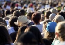 EUROSTAT: Shqiptarët jetojnë më pak se vendet e BE-së, por më shumë se rajoni