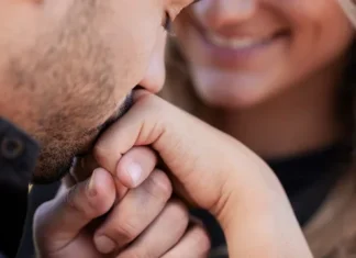 Spanja miraton ligjin e ri/ Puthja pa pëlqimin e njërit parter konsiderohet si sulm seksual