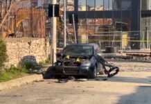 Hidhet në erë me tritol mjeti i agjentit të policisë