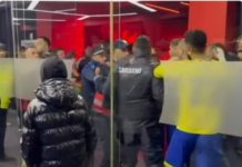 Elbasani fiton në Vlorë, tensione pas ndeshjes. Tifozët vendas tentojnë të përleshen me lojtarët miq