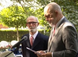 Ndarja nga jeta e akademikut Rexhep Qosja, reagon Rama!