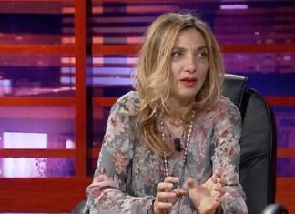 Mimoza Ahmeti tregon historinë e njohjes me partnerin: Nuk ndahem dot prej tij!