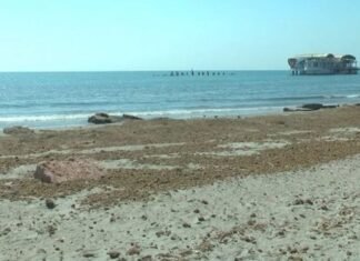 16-vjeçari në Durrës rrezikoi të mbytej, nxirret me mjet lundrues në breg dhe transportohet për në spital