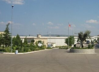 Forcat Operacionale kontrolle të befta në burgun e sigurisë së lartë në Peqin