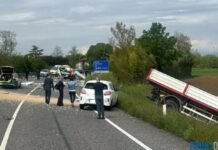 Aksident i rëndë në Itali, ndërron jetë shoferi italian, plagoset rëndë shqiptari