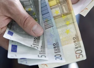 Çfarë po ndodh me monedhat e huaja? Ja sa shitet dhe blihet euro dhe dollari për ditën e sotme