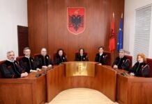 Gjykata Kushtetuese: Mbyllja e TikTok-ut nga qeveria ishte e pajustifikuar