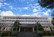 MASHTRIMET PËR VIZAT/ Ministria e Jashtme paralajmëron qytetarët për faqen e rreme që ofron