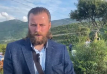 Detaje nga atentati në Lezhë: Breshëri kallashnikovësh drejt Audit ku lëvizte Kreshnik Mujeci dhe bashkëshortja, autorët i zunë pritë