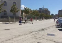 Vodhën automjetin në Peqin, shpallen në kërkim katër shtetas të huaj