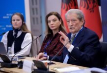 Berisha: Shqipëria në alarm për vrasjet e grave, institucionet i fshehin si konflikte familjare