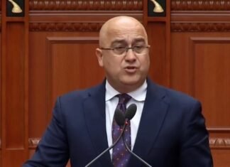 “Taksat e larta mbi karburantin kanë rritur kostot e jetesës”, Himçi: Për shqiptarët kemi naftën më të shtrenjtë në rajon, për jahtet më të lirën në Europë