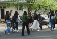 Vajzat shqiptare po ikin drejt qyteteve, periferia mbetet pa “nuse”/ Raporti i INSTAT: Pavarësia ekonomike dhe arsimimi nxisin migrimin masiv të grave drejt Tiranës