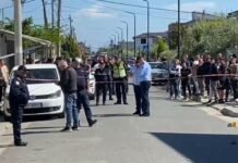 “Ma kishin bërë copë” – Rrëfimi tronditës i mamasë së njërit prej fëmijëve që humbi jetën në Durrës
