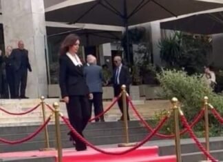 As vdekja nuk i bashkon