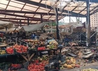 (EMRI) Zbardhet zjarrvënia në Lushnjë/ Kapet në Durrës 48-vjeçari që dogji tregun në lagjen “Xhevdet Nepravishta”