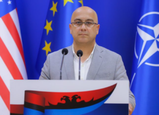 Himçi: Posta Shqiptare rrit tarifat e shërbimeve, drejtësia ta hetojë