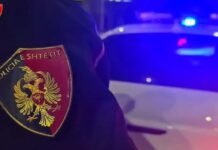 Plagoset me armë një polic jashtë detyrës në Shkozë