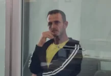 Përplasi automjetin e policisë në Durrës nën efektin e alkoolit, lihet në burg shoferi 44-vjeçar!