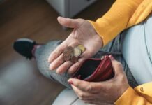 Mbi 245 mijë shqiptarë jetojnë në varfëri të skajshme, nuk sigurojnë dot vaktet ushqimore dhe as paguajnë faturat