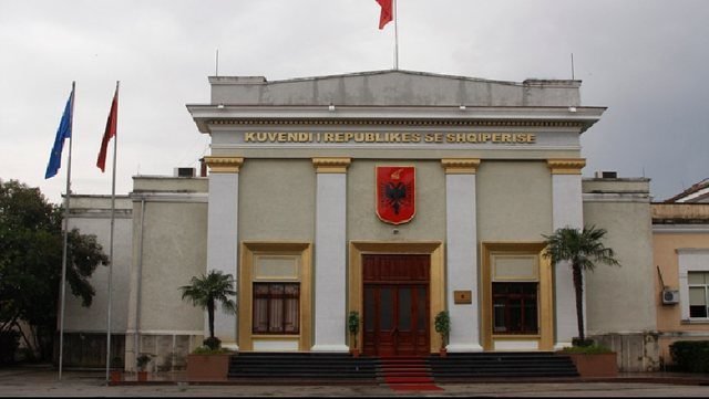 -640-0-1788846435x640-0-1788776919x640-0-1785425355xkuvendi-629-356-898