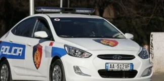 Sherr me thika, plagosen tre adoleshentë, njëri në gjendje të rëndë