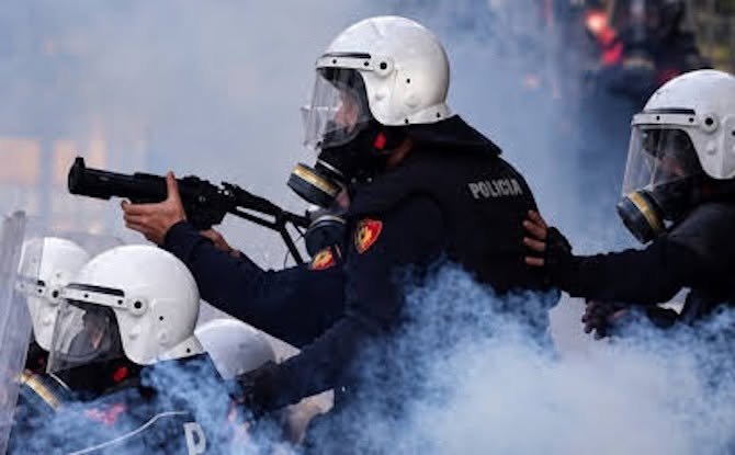Depozitohet kallëzim penal në SPAK ndaj Drejtorit të Përgjithshëm të Policisë, Skënder Hita, dhe zinxhirit komandues