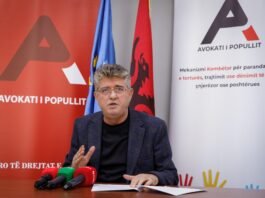 Kontrolle telefonash pa vendim gjykate, pretendime për dhunë ndaj të miturve, Avokati i Popullit publikon gjetjet pas protestës