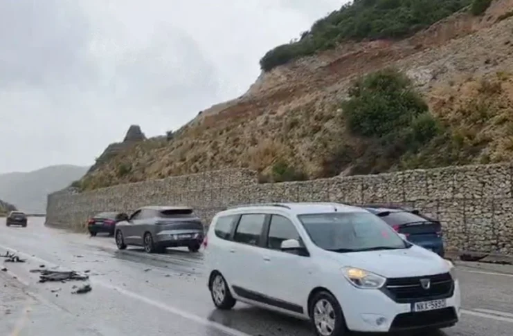 Aksidentohen nënë e bijë