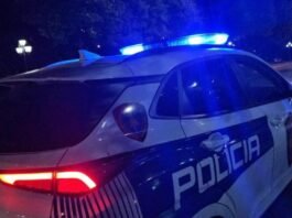Agravon konflikti mes të rinjve në Korçë, plagoset me thikë 19-vjeçari! Në pranga autori i dyshuar