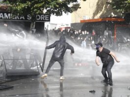 Qeveria krijon regjistrin e protestuesve të dyshuar për dhunë: Kufizime në kufi edhe pa vendim gjykate