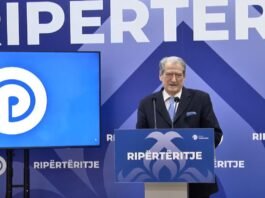 Sali Berisha: PD thërret protestë kombëtare të shtunën në mbështetje të studentëve dhe gjimnazistëve
