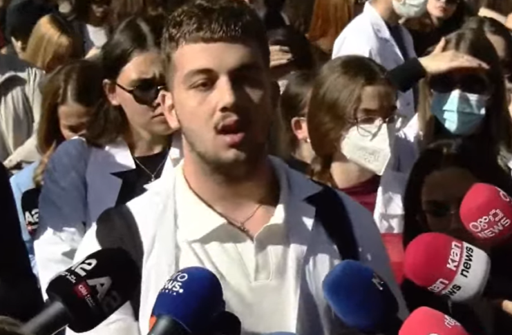 “Zoti kryeministër ka dalë dhe më ka akuzuar për prodhim dhe shitje narkotikësh”/ Ekselenti thirrje ndaj Ramës: Jam student me mesatare 10!